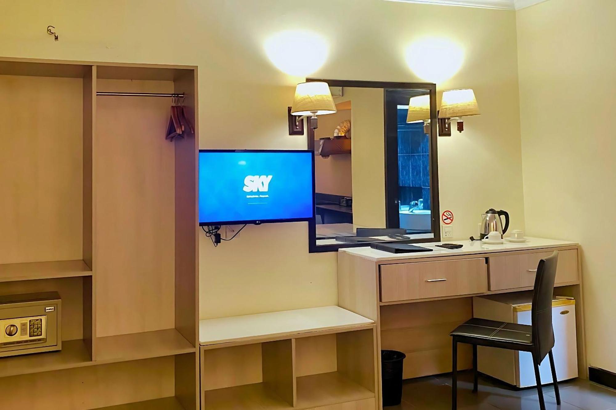 The Orchard Cebu Hotel & Suites Powered By Cocotel Extérieur photo