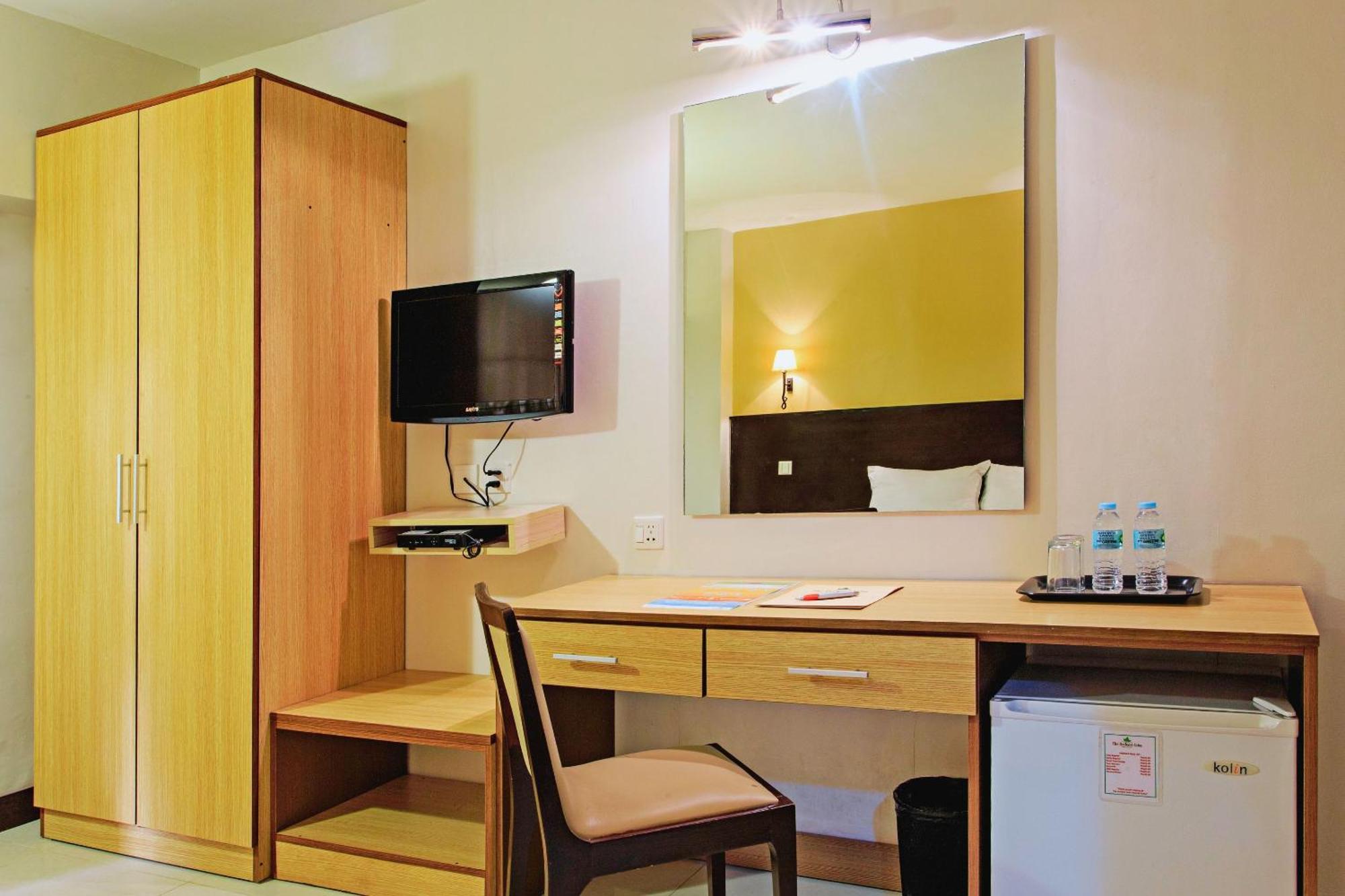 The Orchard Cebu Hotel & Suites Powered By Cocotel Extérieur photo