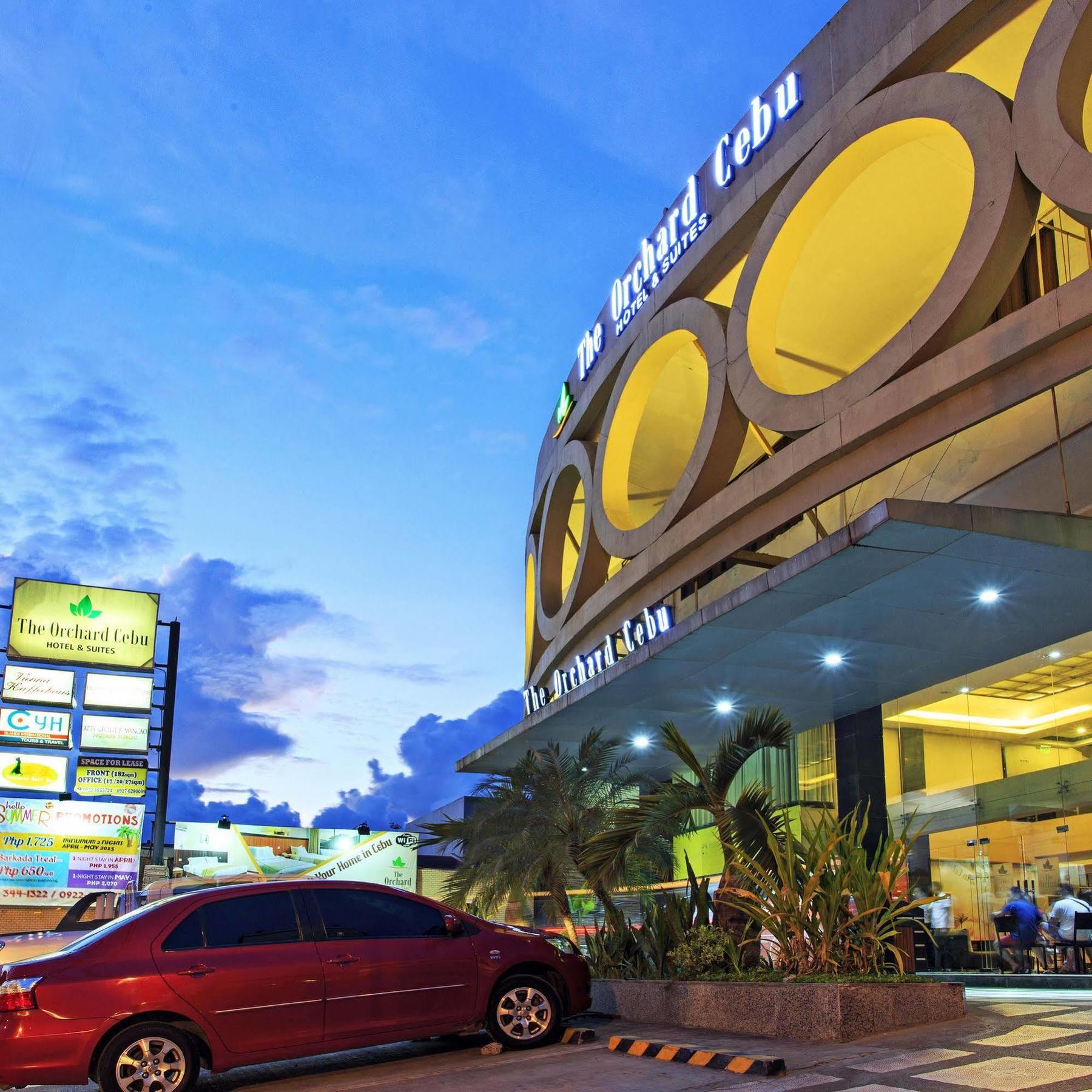 The Orchard Cebu Hotel & Suites Powered By Cocotel Extérieur photo